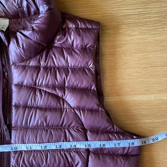 *EUC* Lululemon Pack it Down Vest - Picture 8 of 9